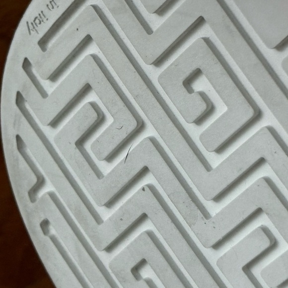 Gucci Women's Gucci Ace sneaker with Web, 
Beige and ebony Supreme,NEW - Picture 7 of 17